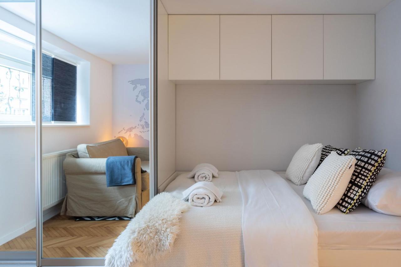 Apartamento Modern Studio Near British Square Zagreb Exterior foto